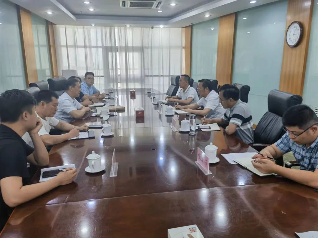 中商農產品交易中心與新疆康潤潔環保科技股份到訪沂河新區，共探環保產品研發與銷售新機遇